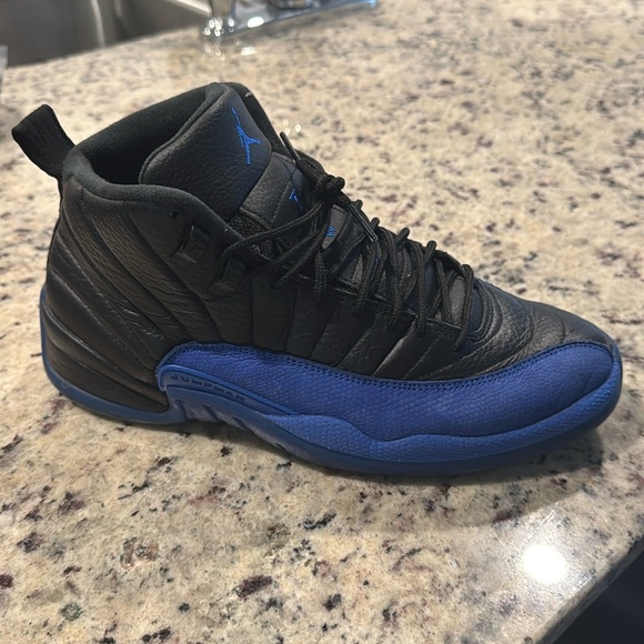 Black and blue Jordan 12 size 9mens - Picture 1 of 4